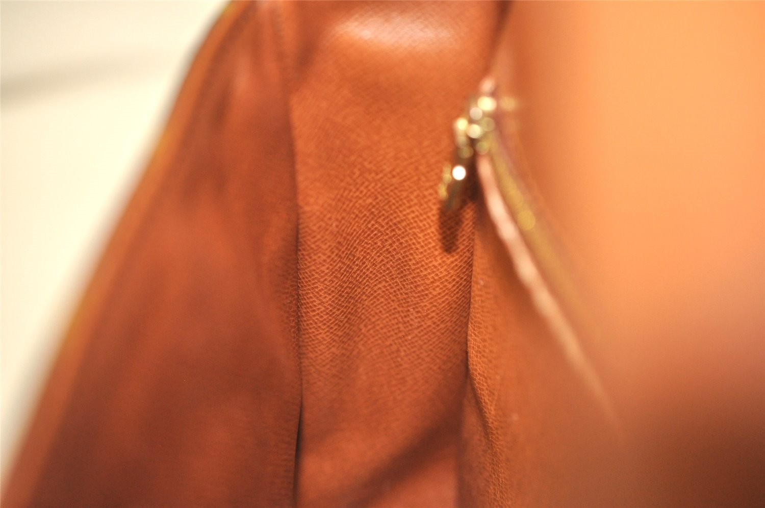 Authentic Louis Vuitton Monogram Saint Cloud GM M51242 Shoulder Cross Bag 1948J