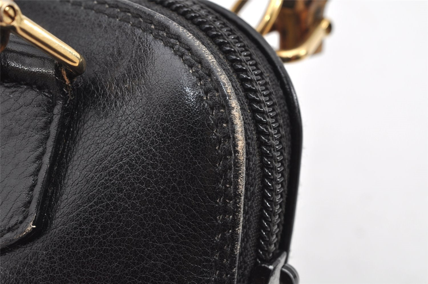 Authentic GUCCI Vintage Bamboo 2Way Shoulder Hand Bag Purse Leather Black 1952K