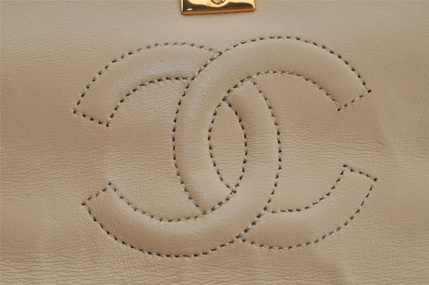 Authentic CHANEL Calf Skin Turnlock Matelasse Chain Shoulder Bag Beige 1953J