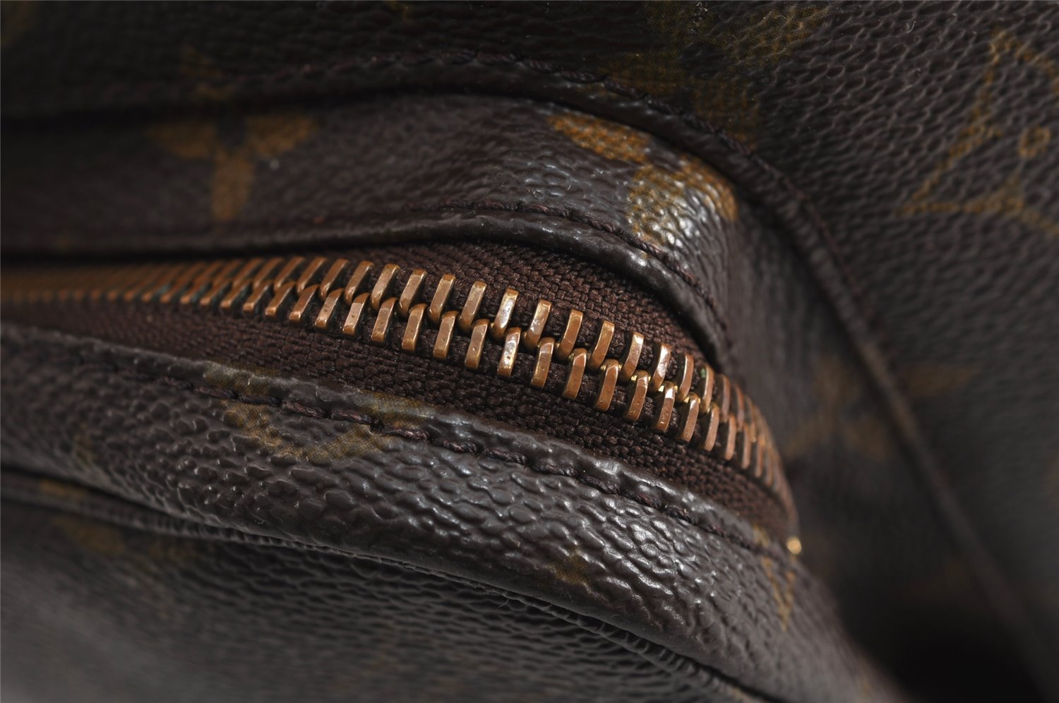 Authentic Louis Vuitton Monogram Montsouris GM Backpack M51135 LV 1959J