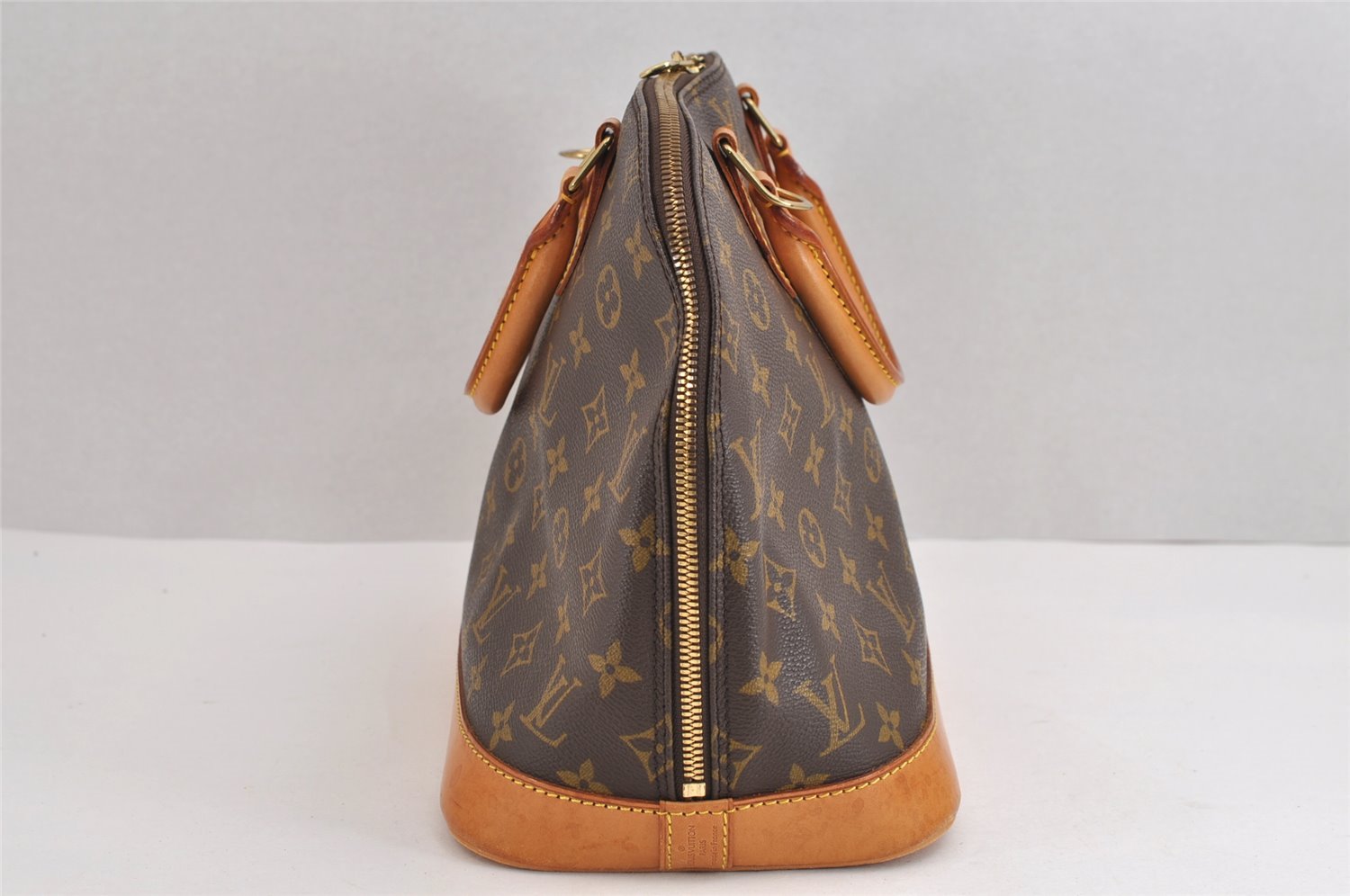 Authentic Louis Vuitton Monogram Alma Hand Bag Purse M51130 LV 1964J