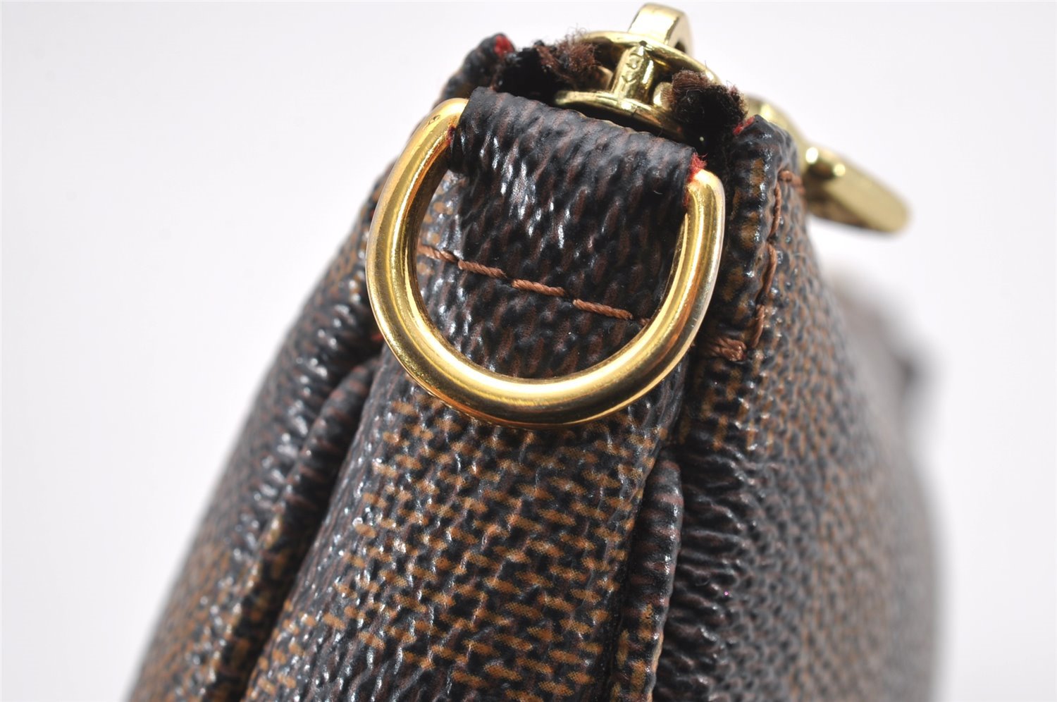 Authentic Louis Vuitton Damier Marais Bucket Pouch Purse Clutch LV 1974J