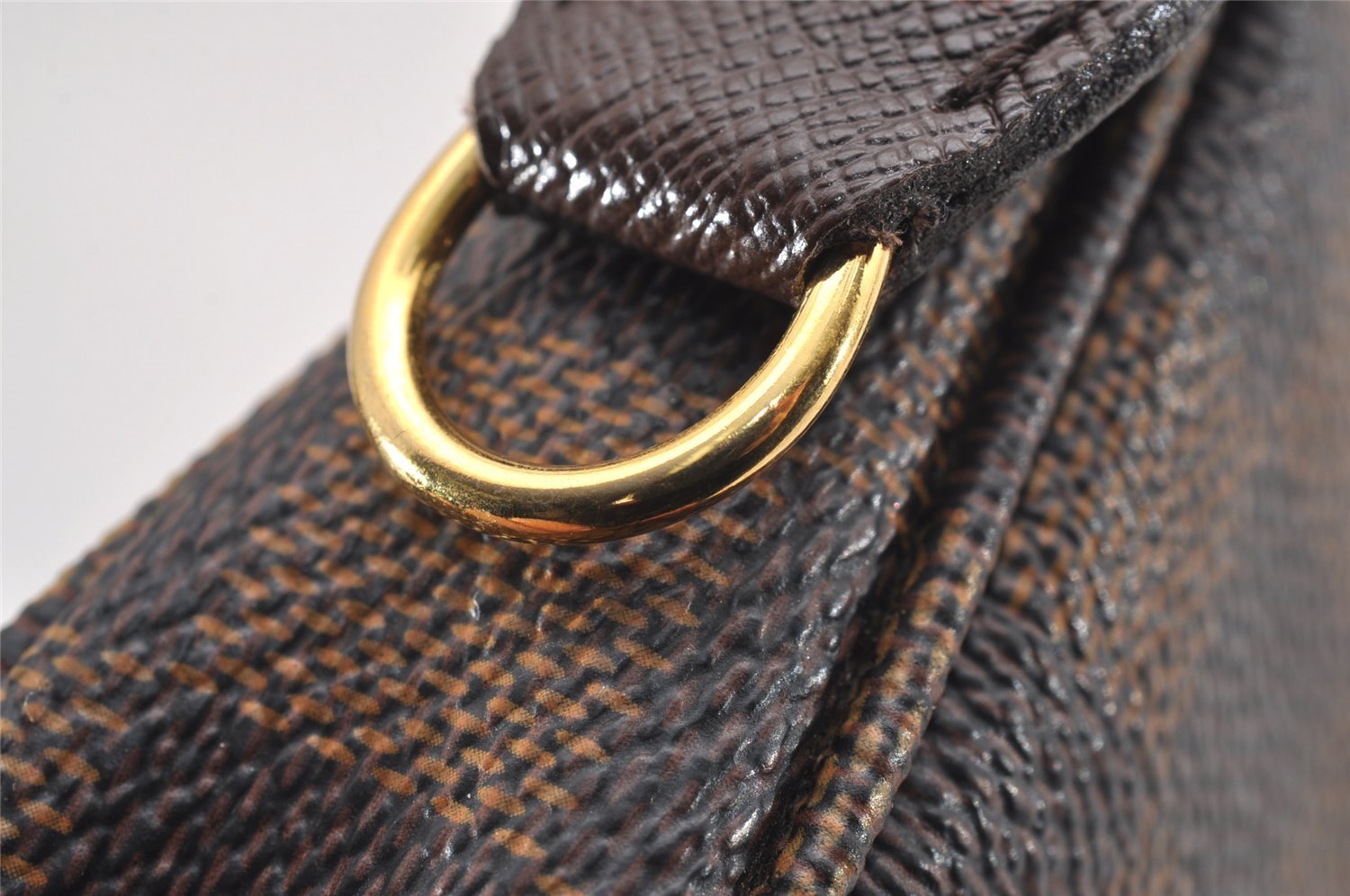 Authentic Louis Vuitton Damier Marais Bucket Pouch Purse Clutch LV 1974J