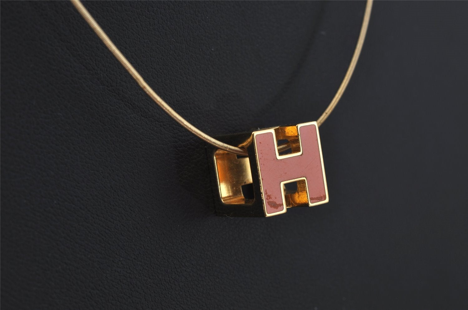 Authentic HERMES Cage De Ash H Cube Pendant Necklace Gold Orange Box 1977J