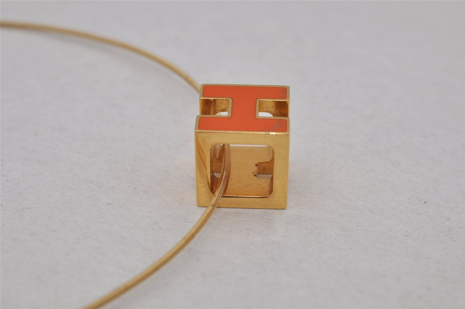 Authentic HERMES Cage De Ash H Cube Pendant Necklace Gold Orange Box 1977J