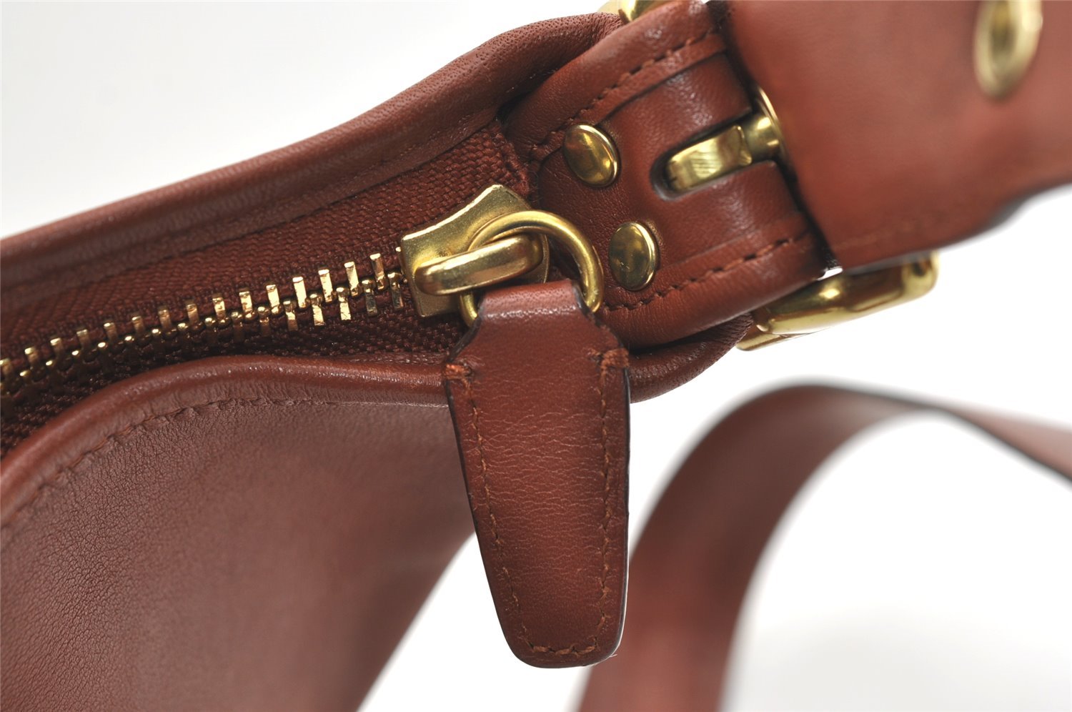 Authentic COACH Tassel Shoulder Cross Body Bag Leather 19889 Brown 1978K