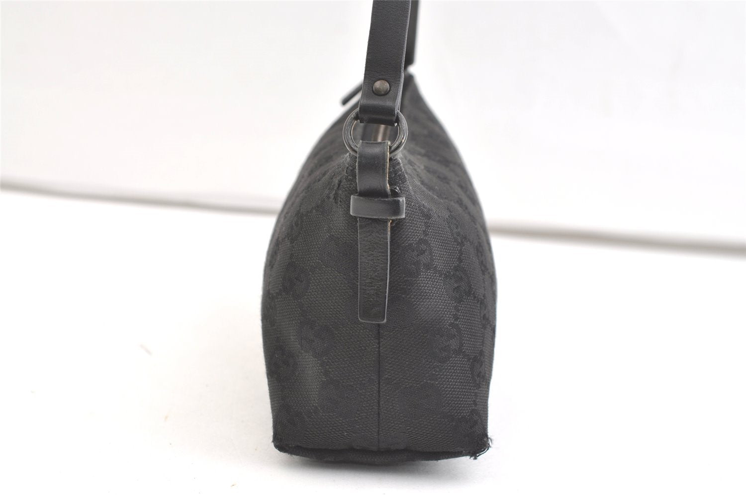 Authentic GUCCI Hand Bag Pouch Purse GG Canvas Leather 103399 Black 1981K