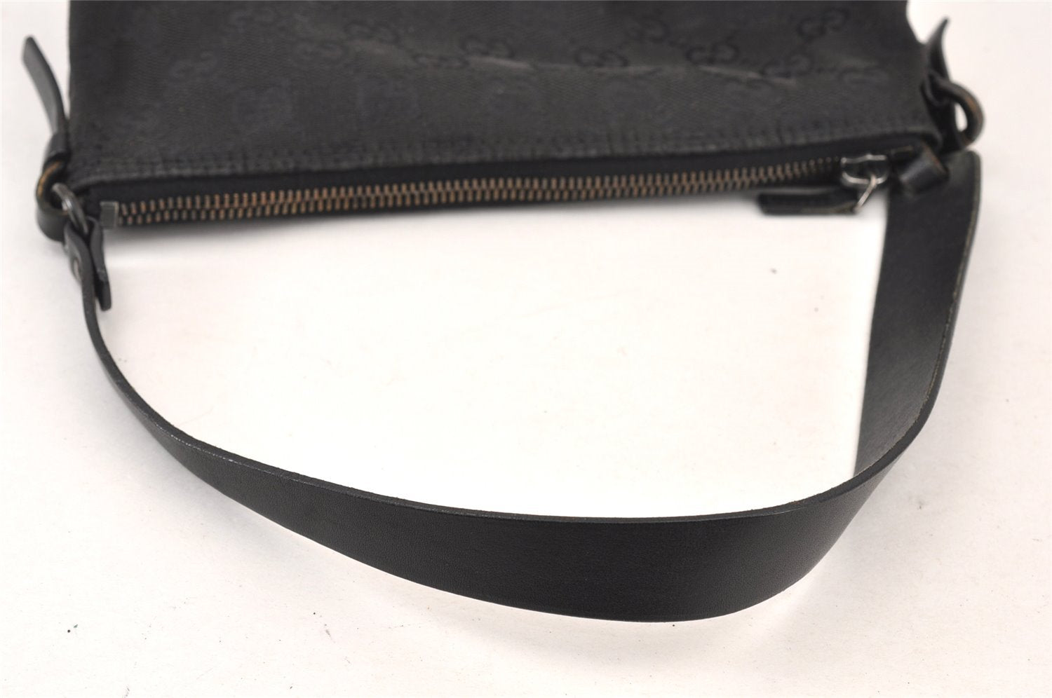 Authentic GUCCI Hand Bag Pouch Purse GG Canvas Leather 103399 Black 1981K