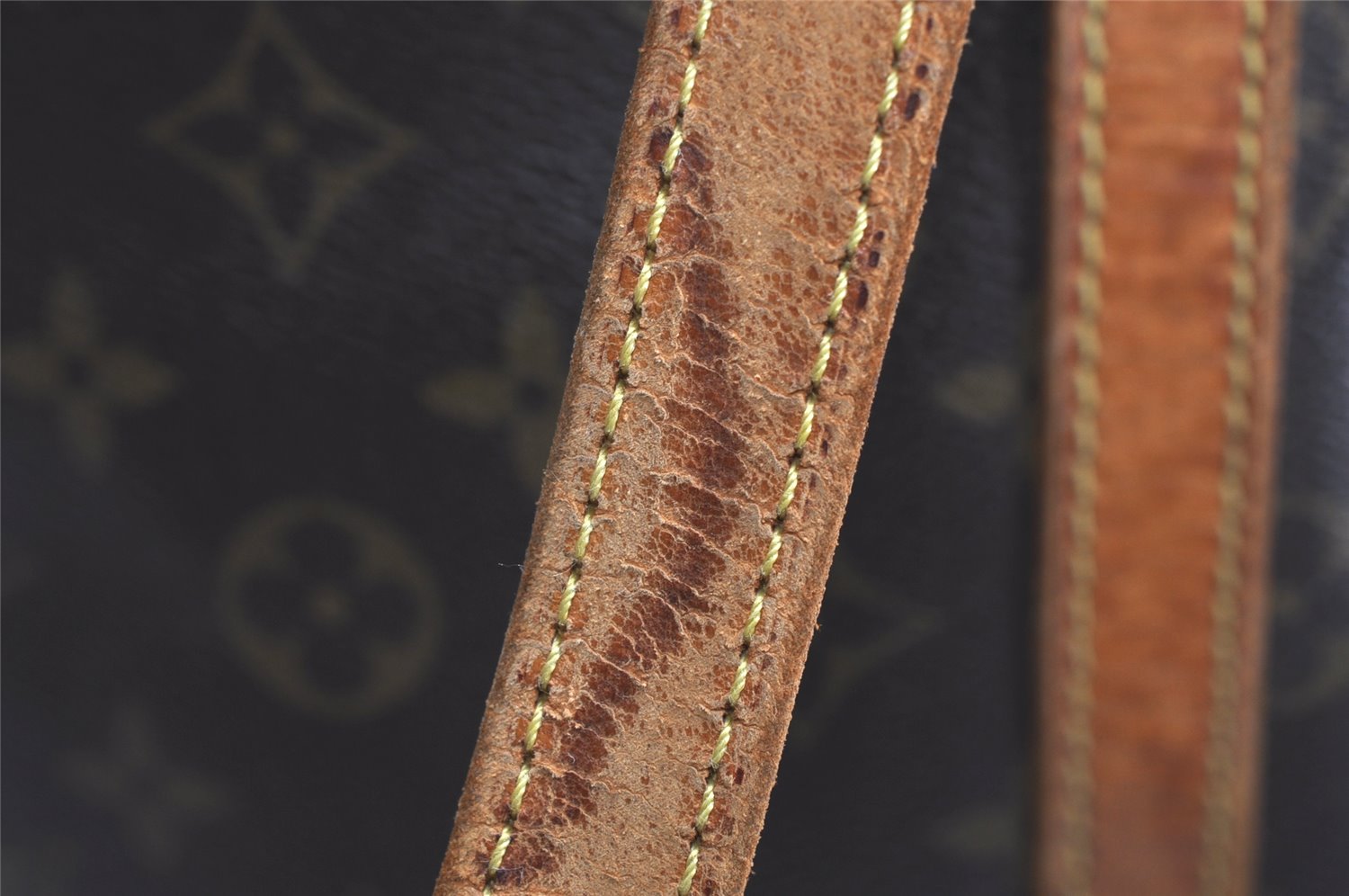 Authentic Louis Vuitton Monogram Bucket GM Shoulder Tote Bag M42236 LV 1990K