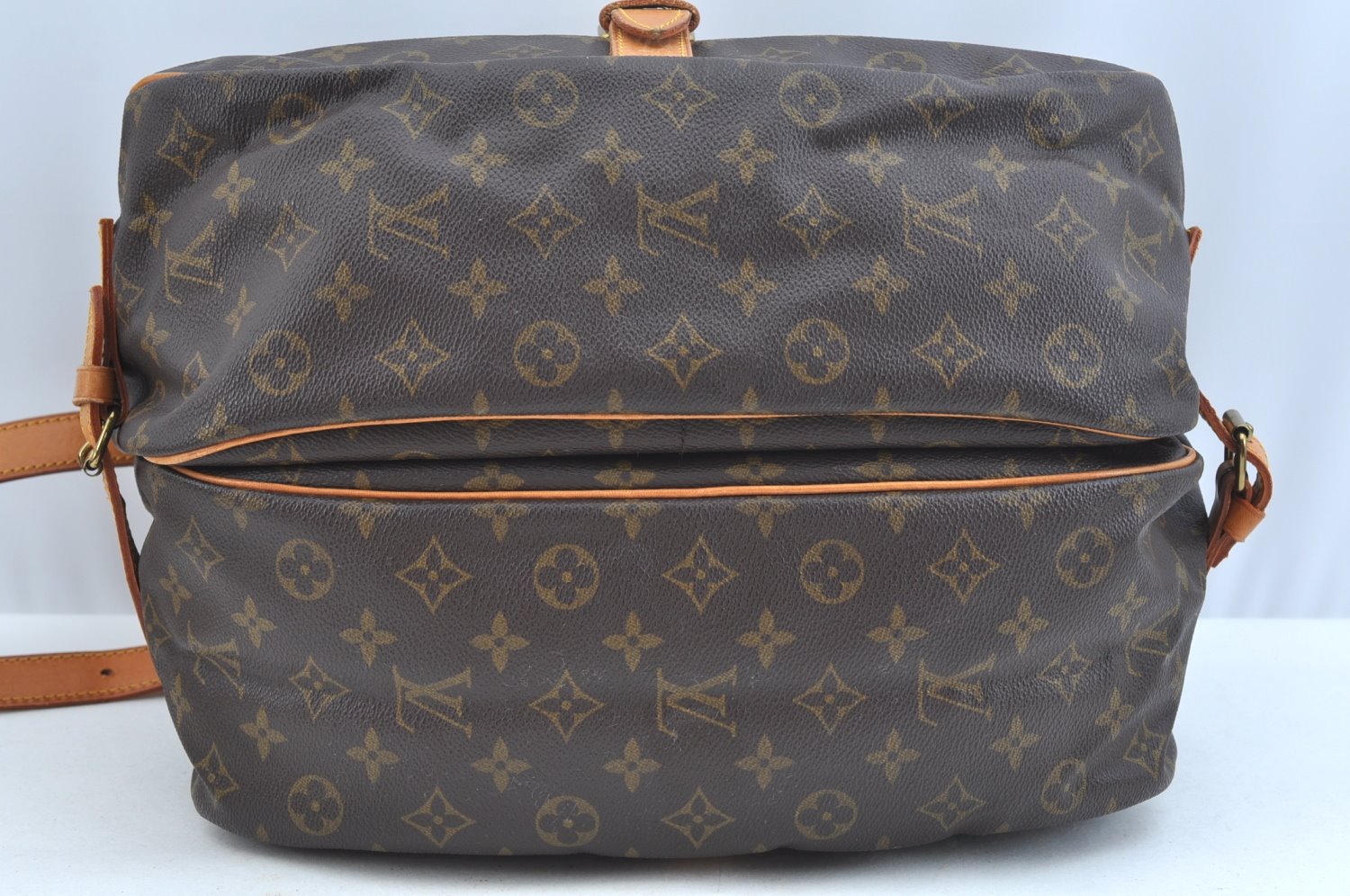 Authentic Louis Vuitton Monogram Saumur 35 Shoulder Cross Bag M42254 LV 1991J