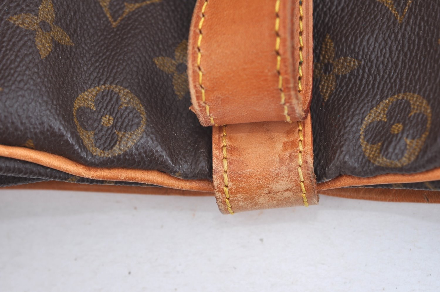 Authentic Louis Vuitton Monogram Saumur 35 Shoulder Cross Bag M42254 LV 1991J