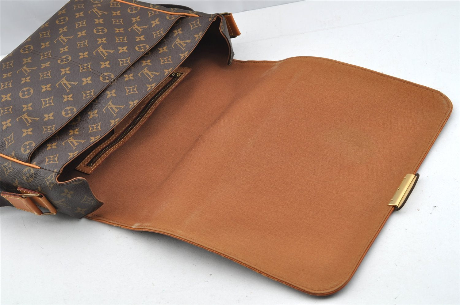 Authentic Louis Vuitton Monogram Abbesses Shoulder Bag M45257 LV 1995I