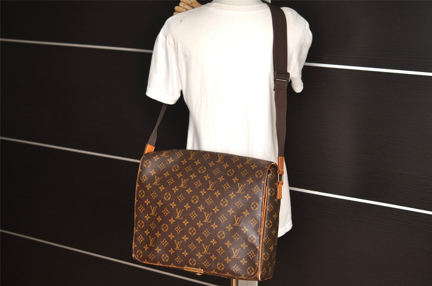 Authentic Louis Vuitton Monogram Abbesses Shoulder Bag M45257 LV 1995I