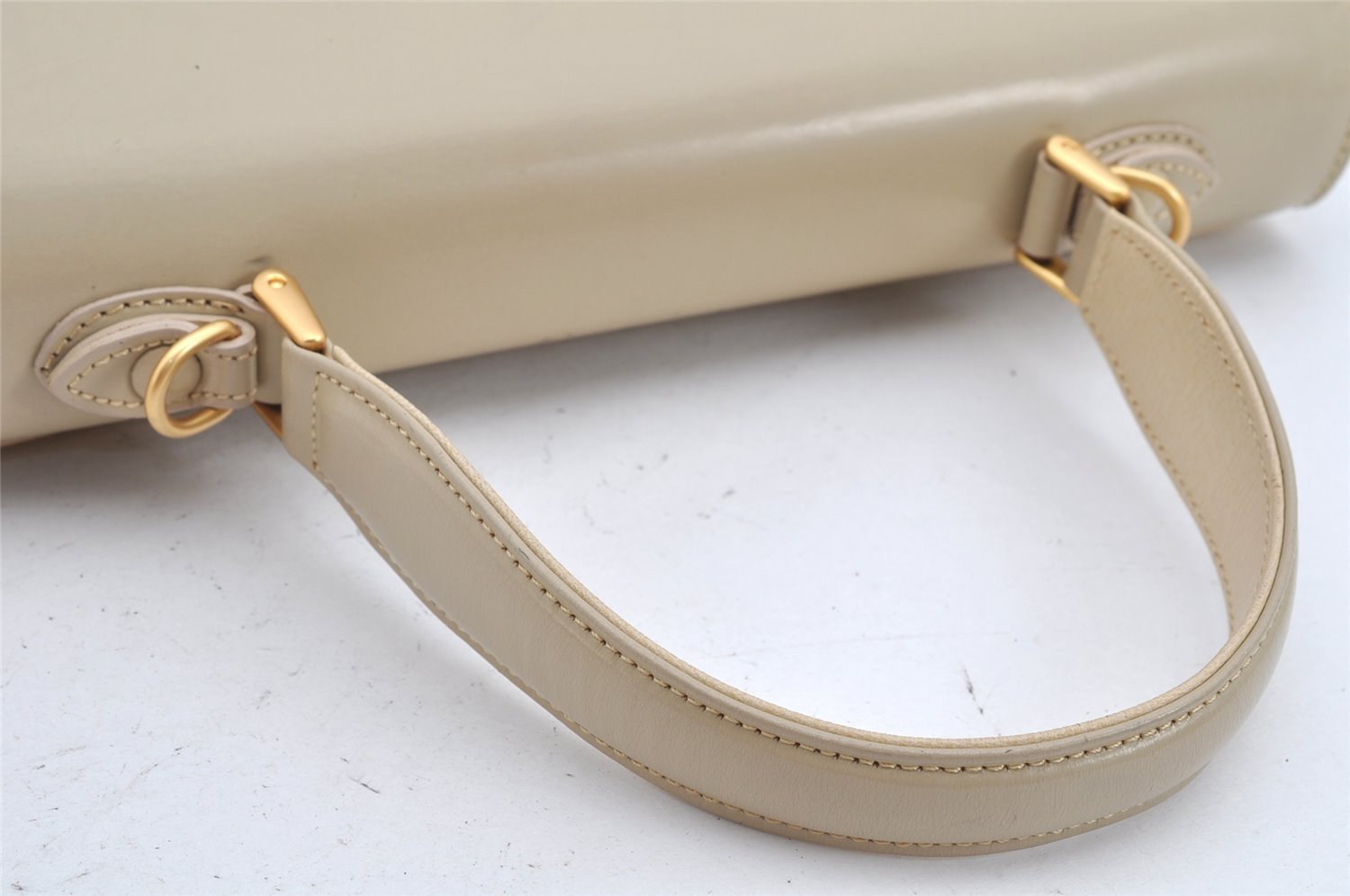 Authentic Burberrys Leather 2Way Shoulder Hand Bag Purse Cream White 1996K