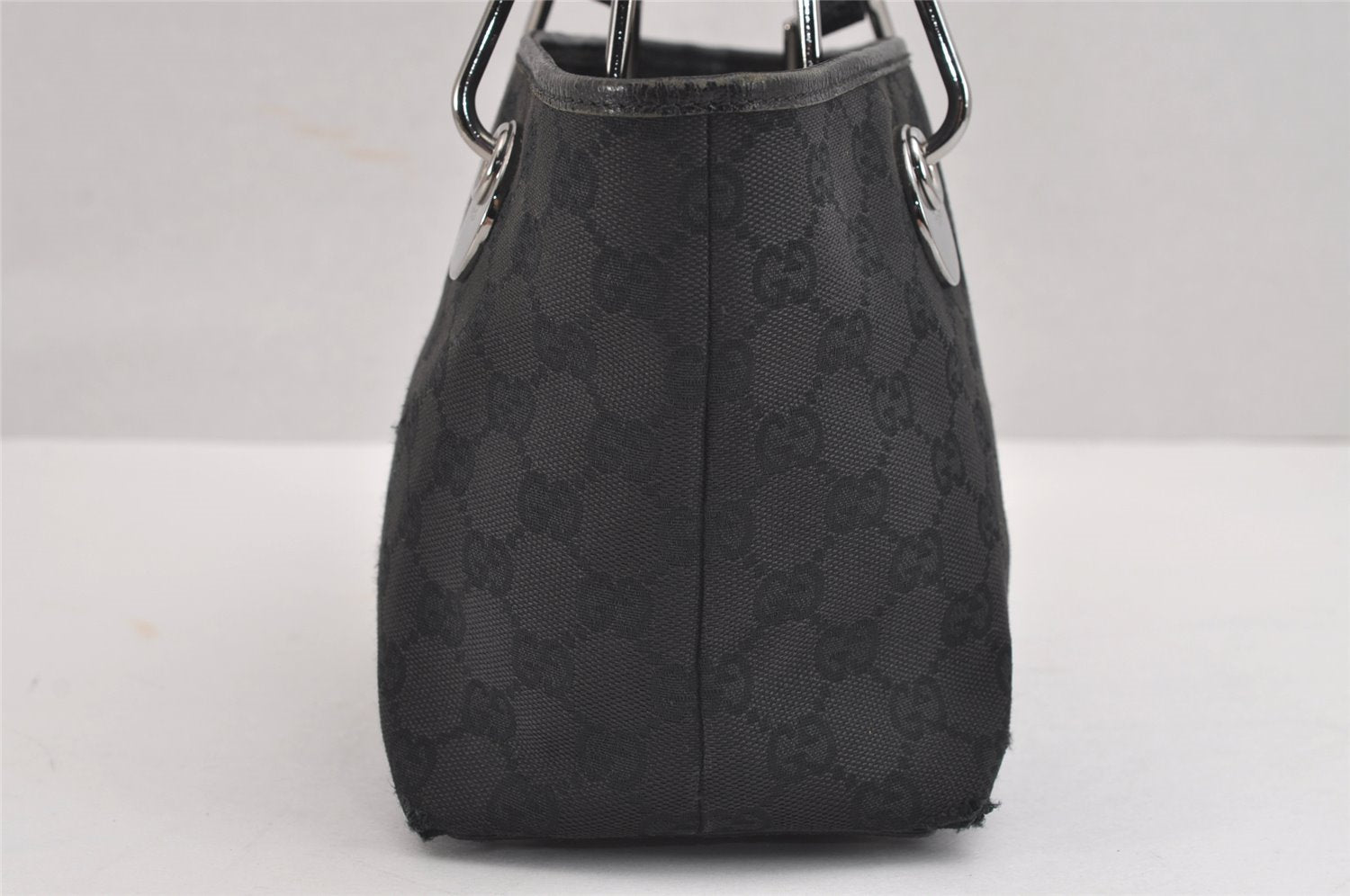 Authentic GUCCI Eclipse Hand Tote Bag Purse GG Canvas Leather 120844 Black 1997J