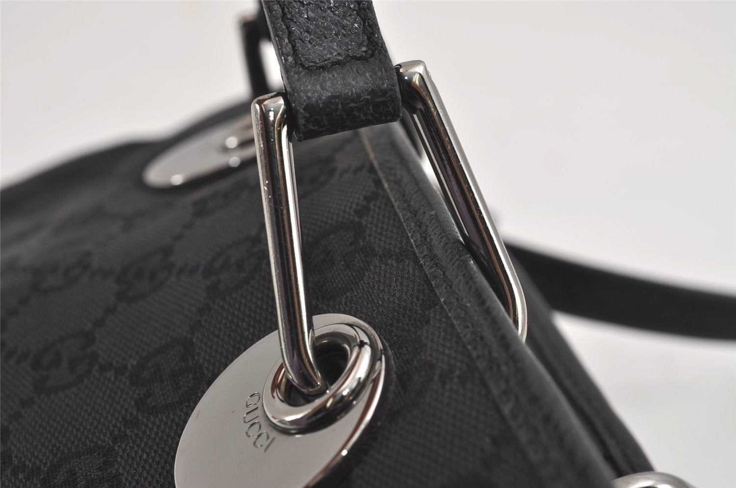 Authentic GUCCI Eclipse Hand Tote Bag Purse GG Canvas Leather 120844 Black 1997J