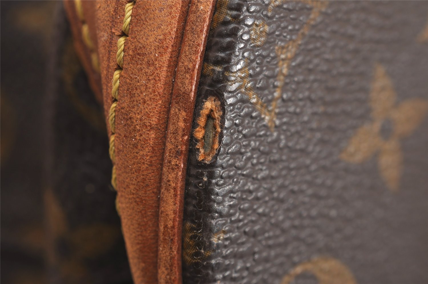 Authentic Louis Vuitton Monogram Bucket GM Shoulder Tote Bag M42236 Junk 1999J