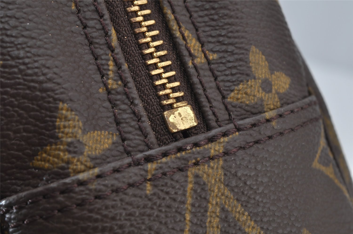 Auth Louis Vuitton Monogram Trousse Toilette 28 Clutch Bag M47522 Junk 2005J