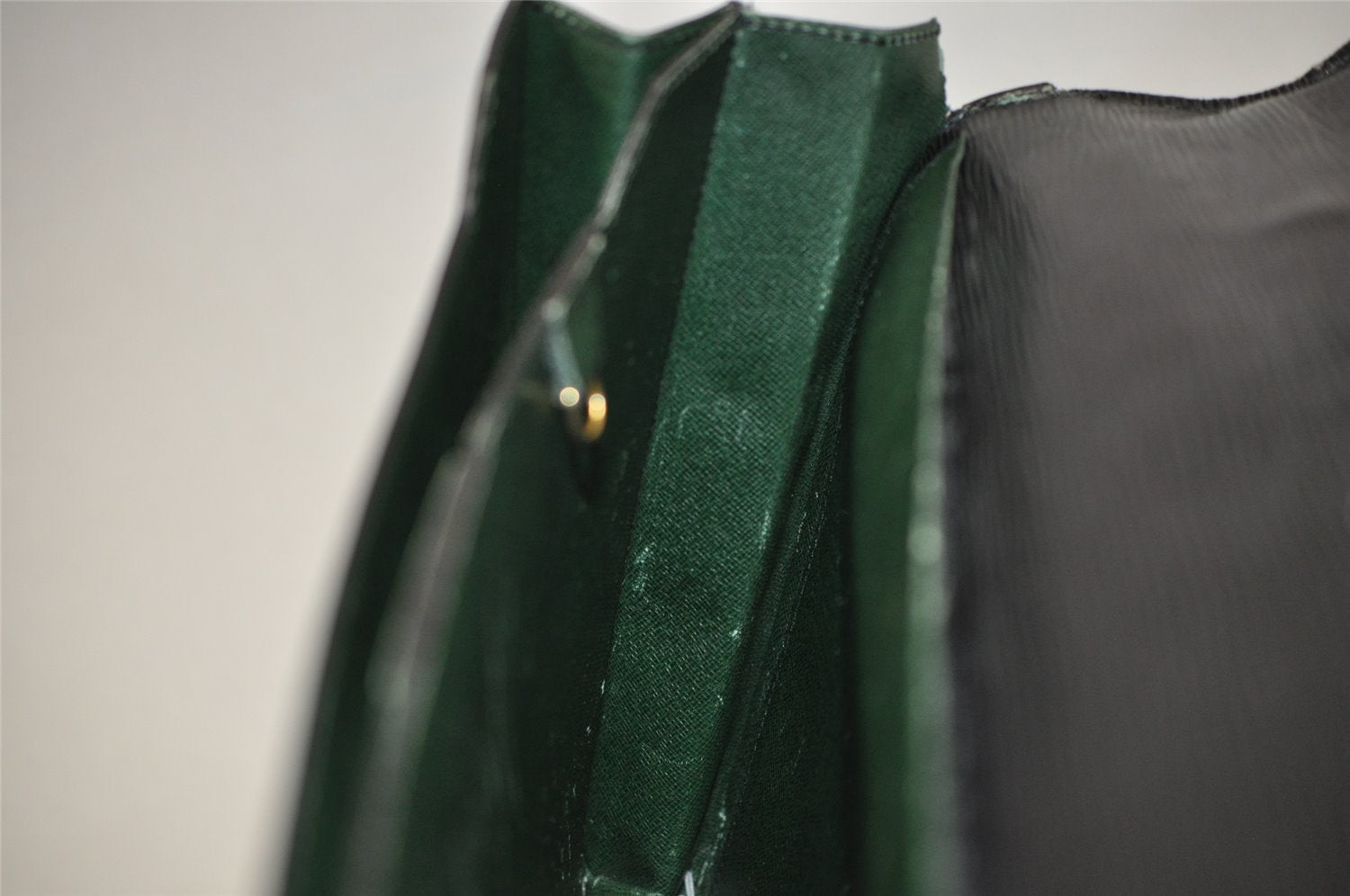 Authentic Louis Vuitton Epi Serviette Conseiller Briefcase Black M54422 LV 2006J