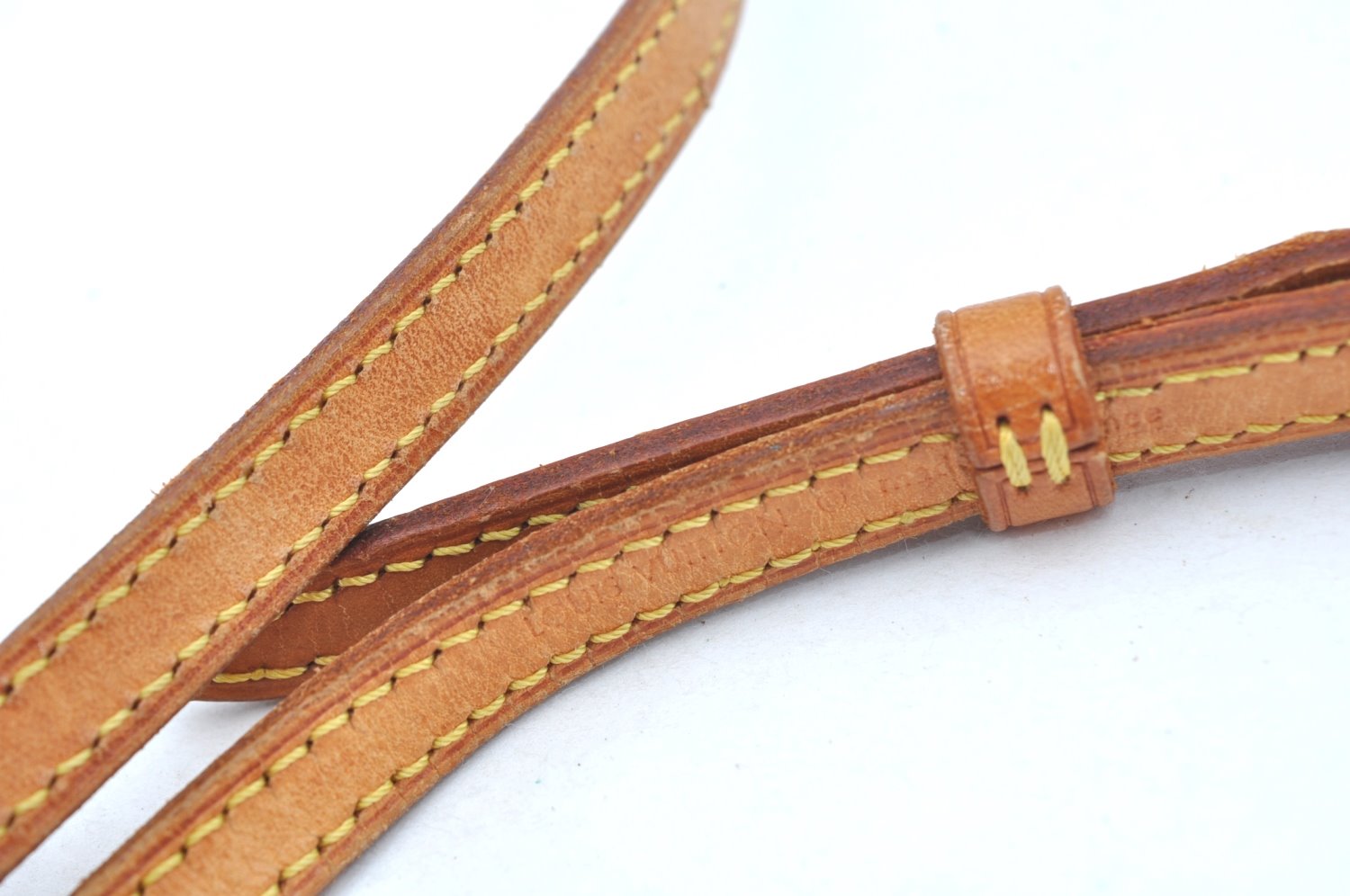 Authentic Louis Vuitton Leather Shoulder Strap Beige 39