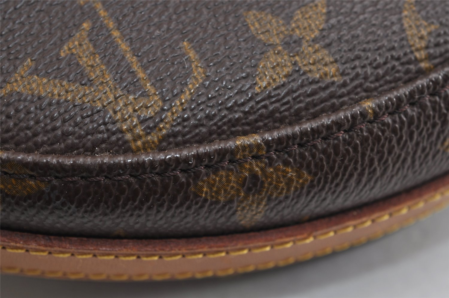 Authentic Louis Vuitton Monogram Chantilly MM Shoulder Bag M51233 Junk 2013J