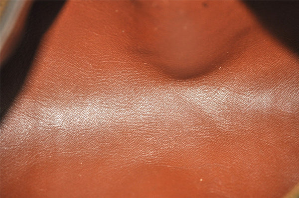 Authentic Louis Vuitton Monogram Papillon 30 Hand Bag Old Model LV 2020J