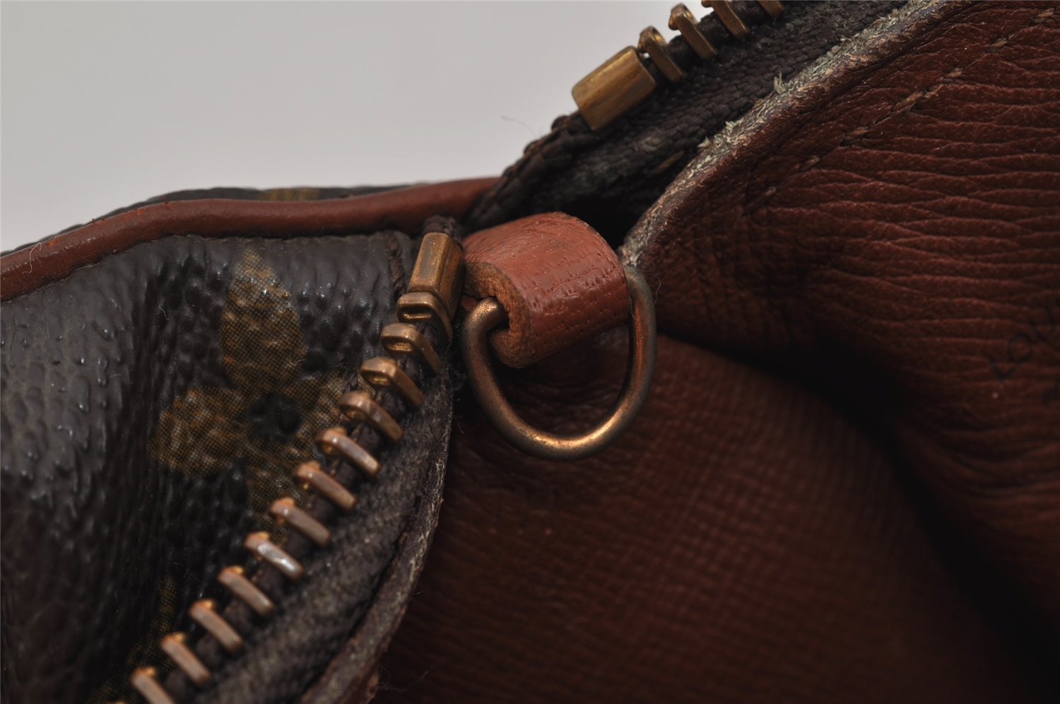 Authentic Louis Vuitton Monogram Papillon 30 Hand Bag Old Model LV 2020J