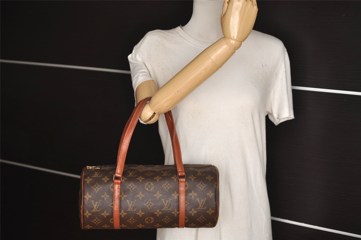 Authentic Louis Vuitton Monogram Papillon 30 Hand Bag Old Model LV 2020J