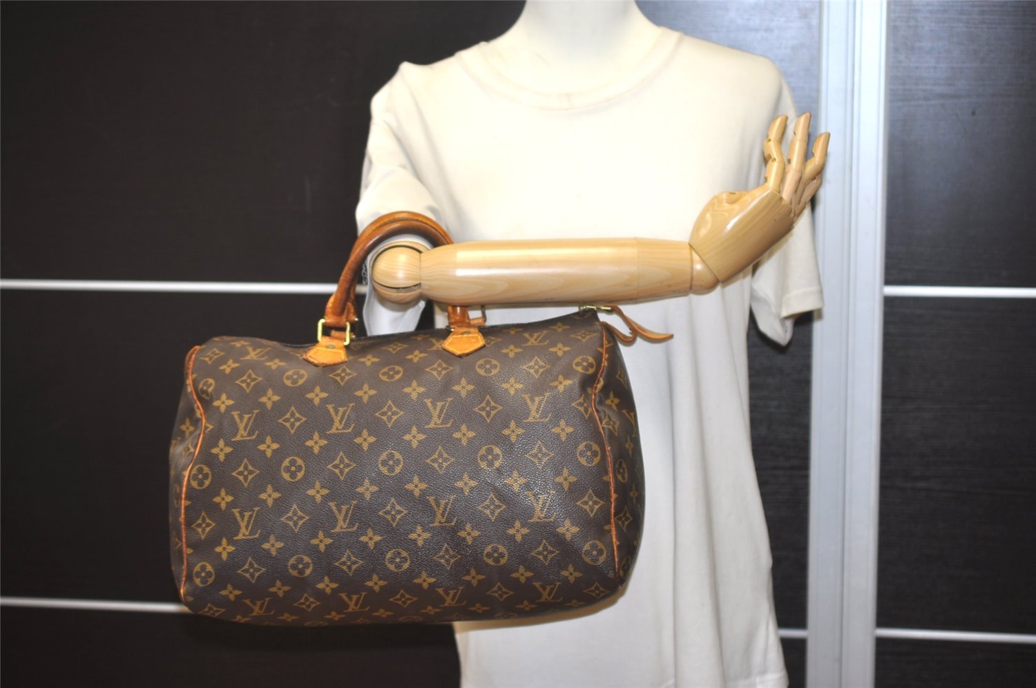 Authentic Louis Vuitton Monogram Speedy 35 Hand Boston Bag M41524 LV 2022J