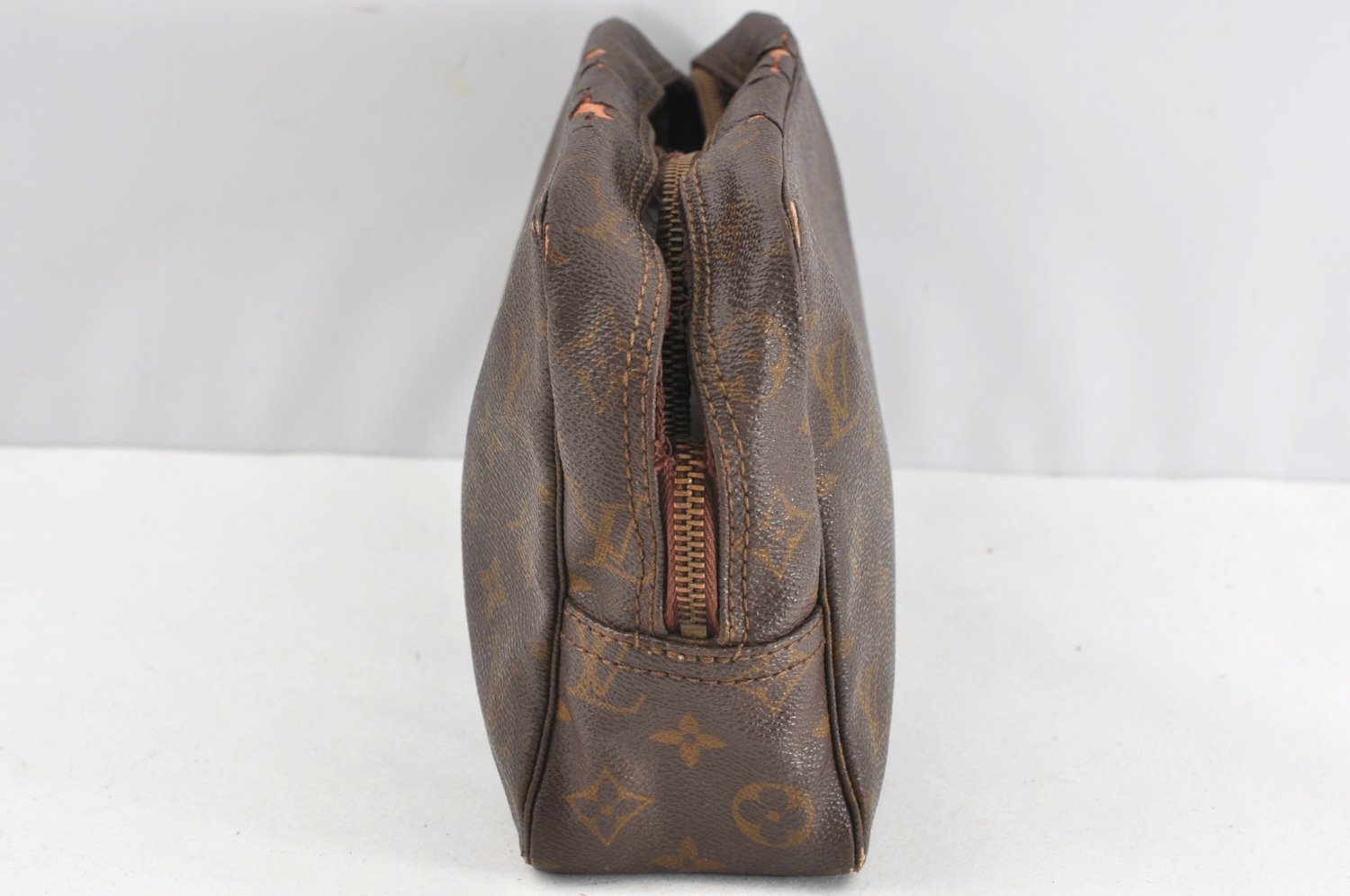 Auth Louis Vuitton Monogram Trousse Toilette 28 Clutch Bag Old Model Junk 2024J