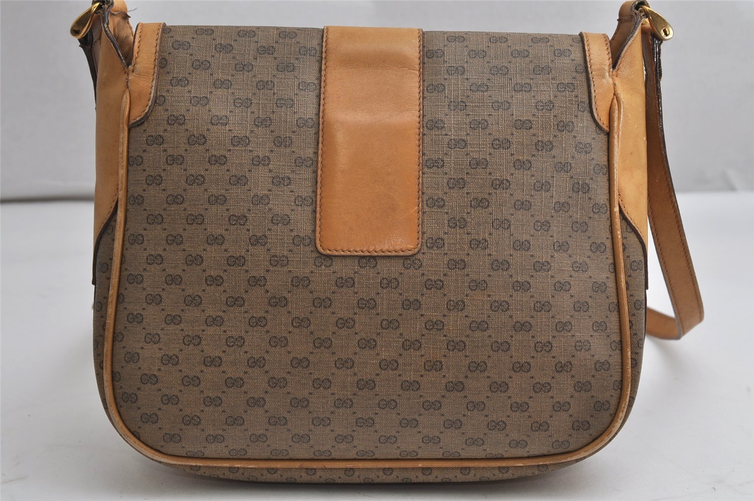 Authentic GUCCI Micro GG PVC Leather Shoulder Cross Body Bag Brown Junk 2026K
