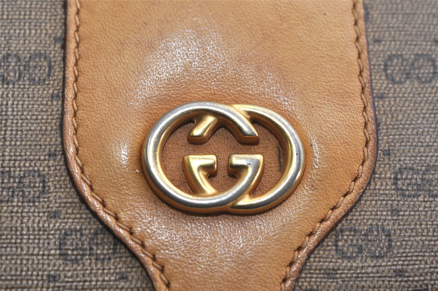 Authentic GUCCI Micro GG PVC Leather Shoulder Cross Body Bag Brown Junk 2026K