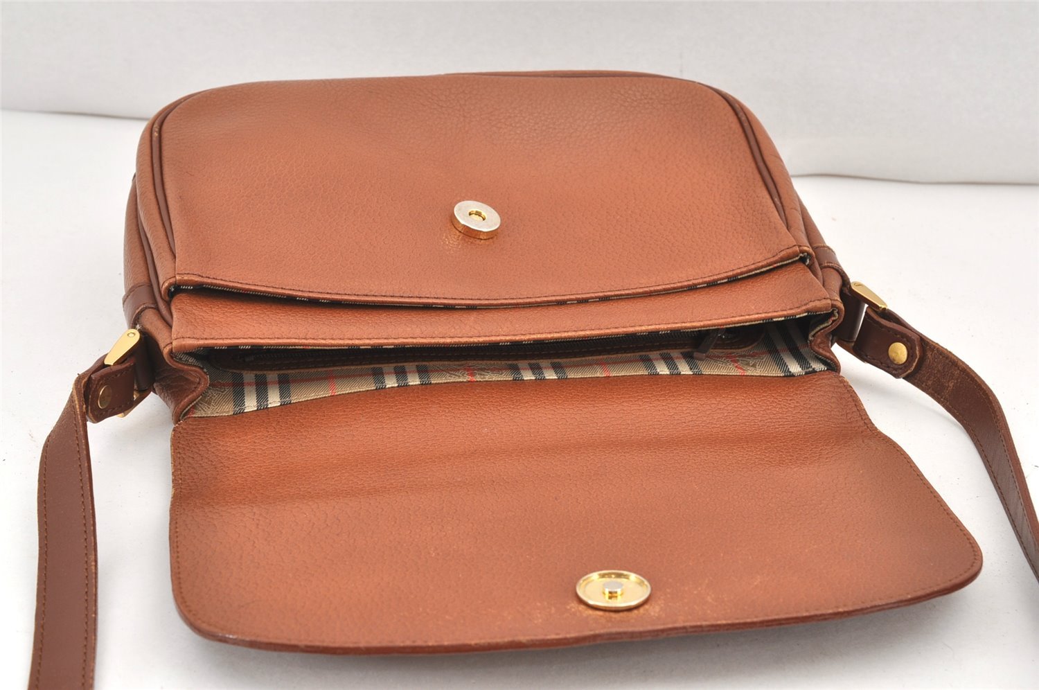 Authentic Burberrys Vintage Leather Shoulder Cross Body Bag Purse Brown 2027K