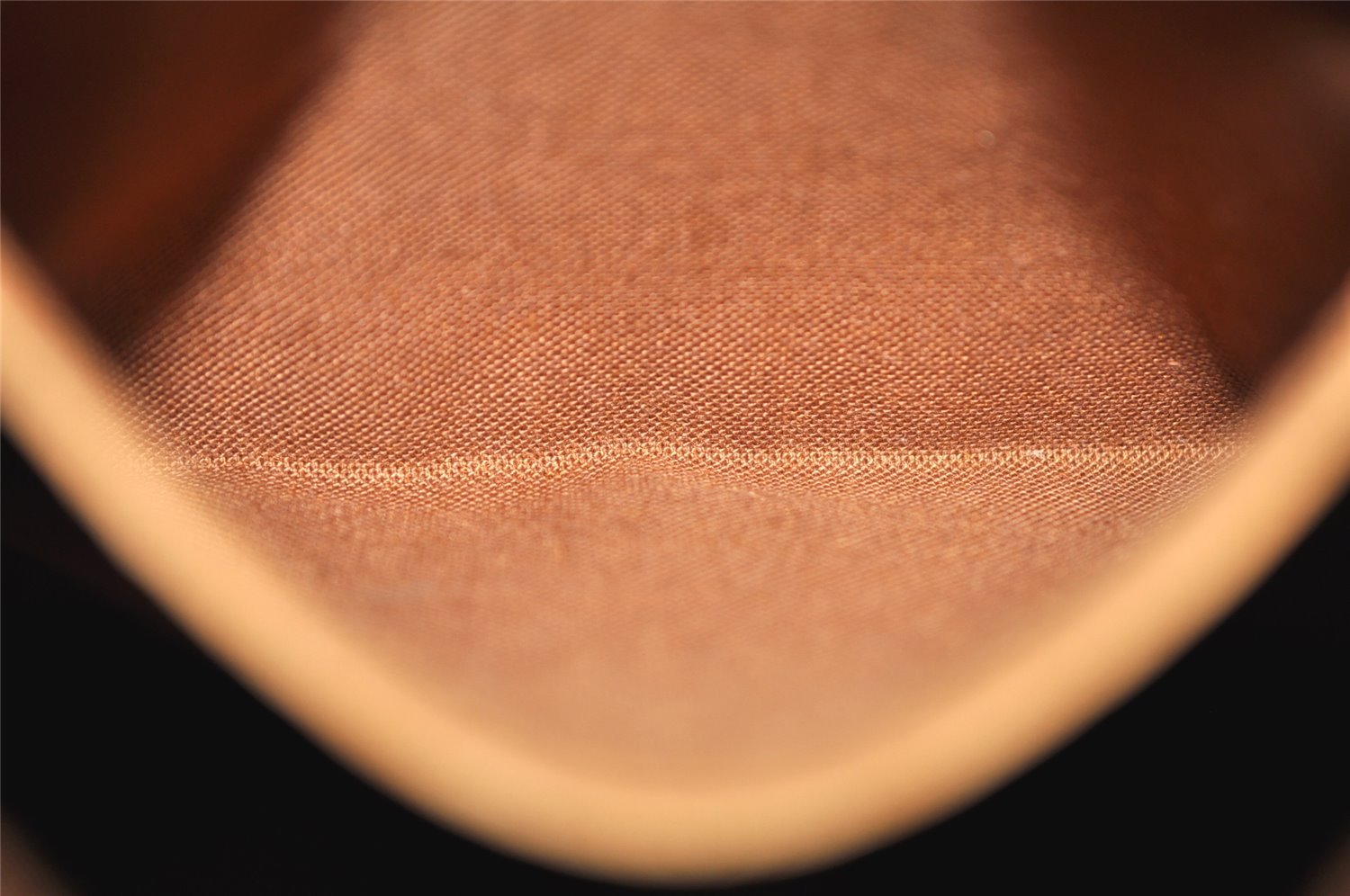 Authentic Louis Vuitton Monogram Alma Hand Bag Purse M51130 LV 2034K