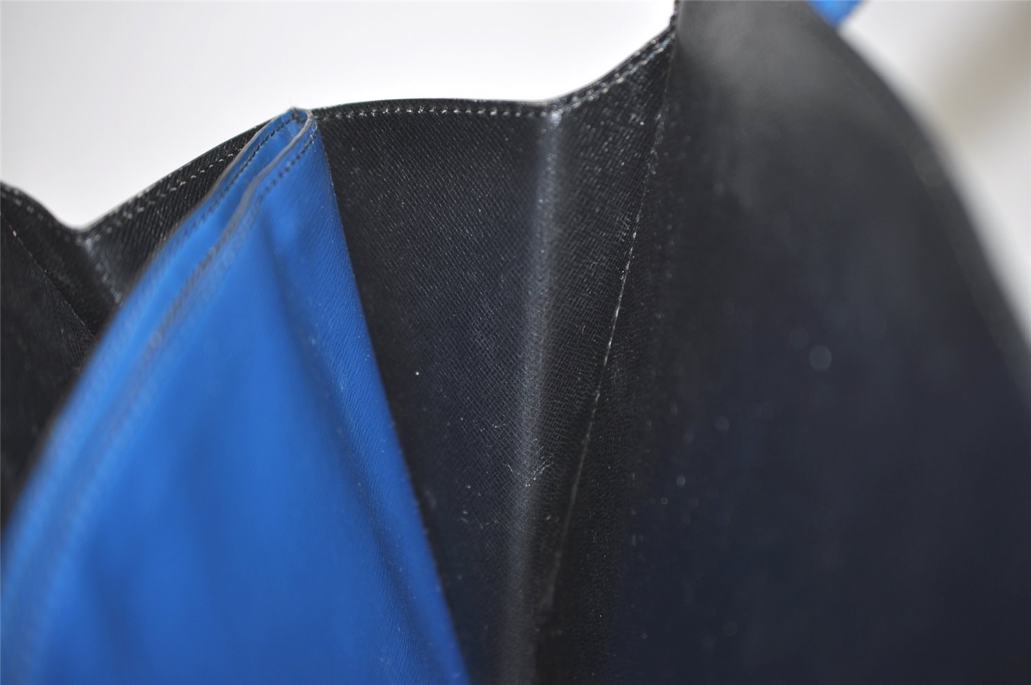 Authentic Louis Vuitton Epi Varenne Bi-color Hand Bag Black Blue M52385 LV 2038J