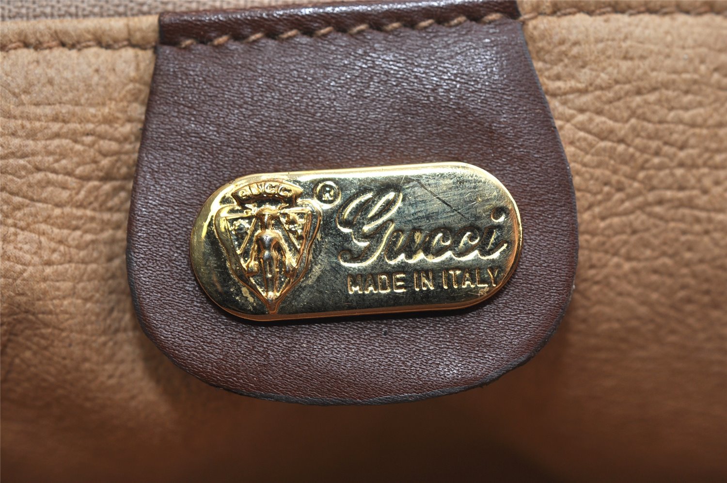 Authentic GUCCI Micro GG PVC Leather Shoulder Cross Body Bag Purse Brown 2038K
