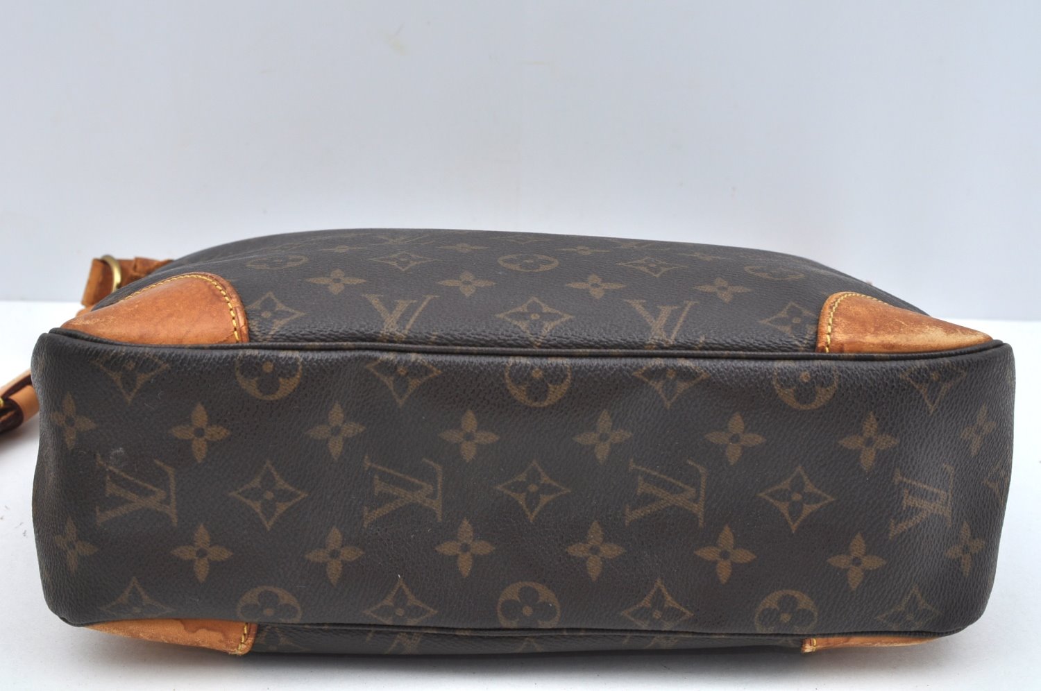 Authentic Louis Vuitton Monogram Boulogne 30 Shoulder Bag M52165 Junk 2039J