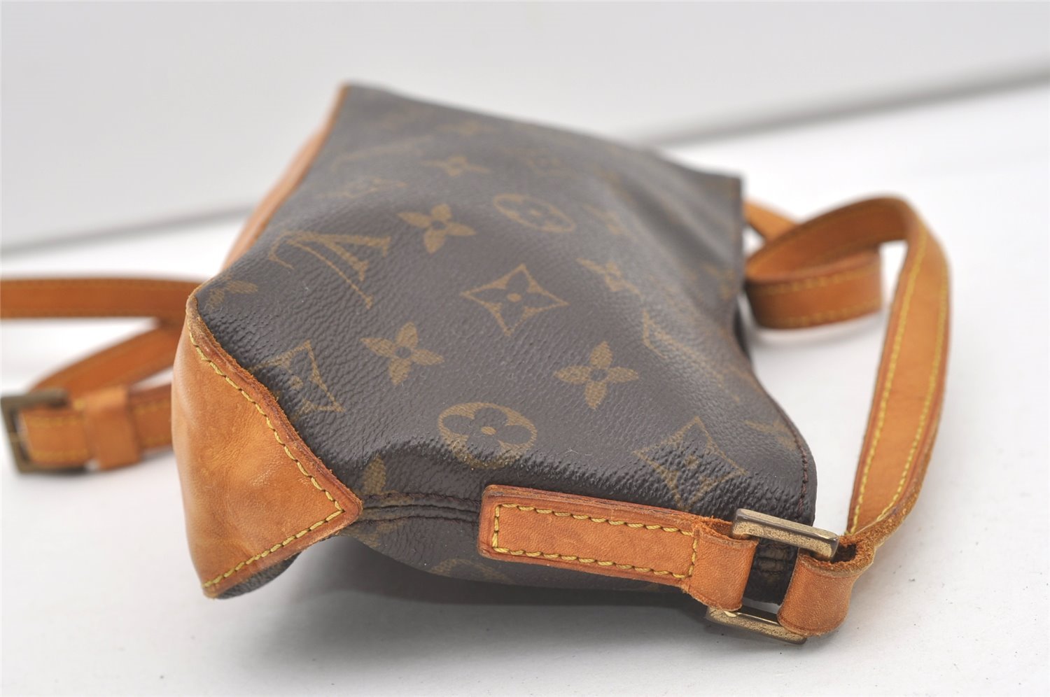 Authentic Louis Vuitton Monogram Trotteur Shoulder Cross Bag M51240 Junk 2041J