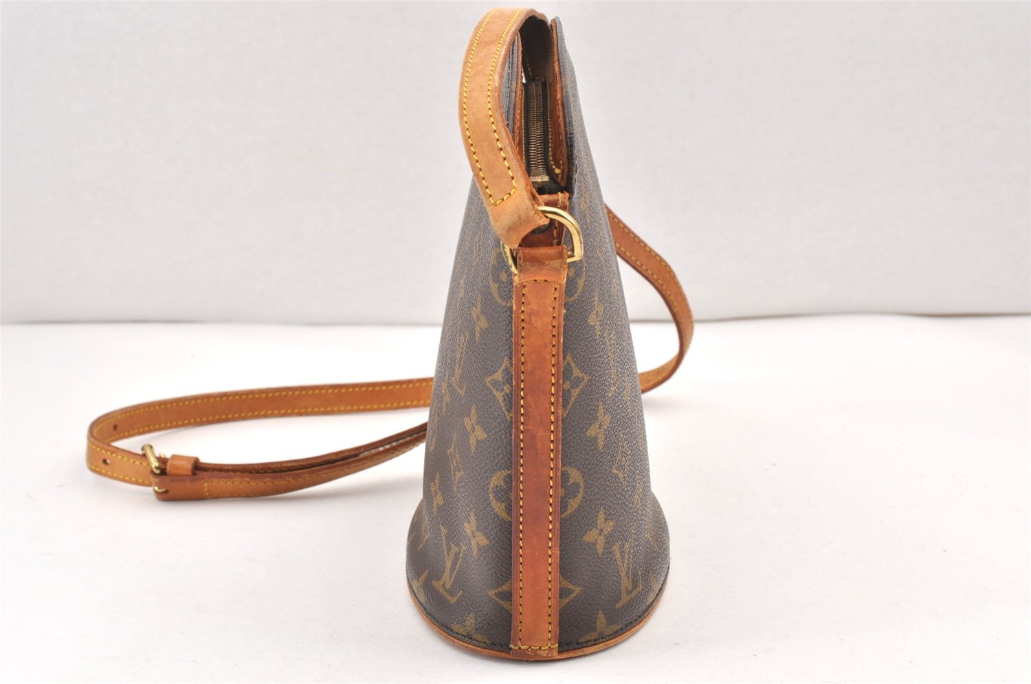 Authentic Louis Vuitton Monogram Drouot Shoulder Cross Body Bag M51290 LV 2042K