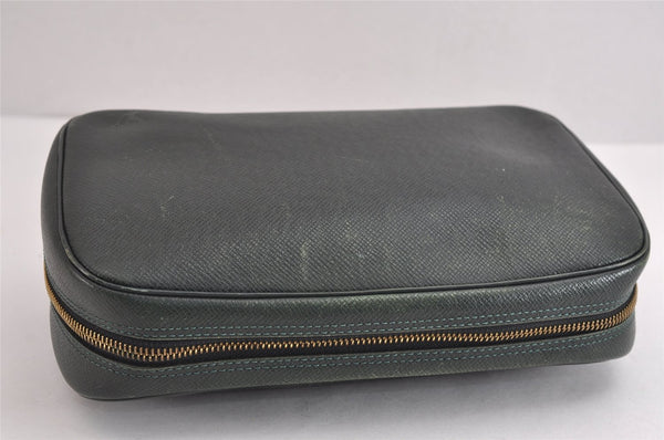 Auth Louis Vuitton Taiga Trousse Toilette GM Clutch Bag Green M30214 Junk 2043J