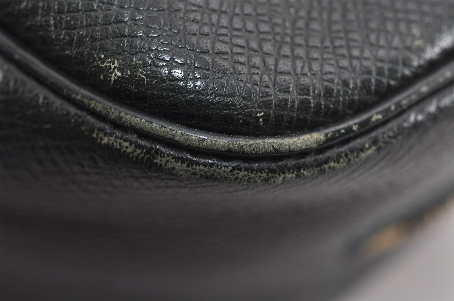 Auth Louis Vuitton Taiga Trousse Toilette GM Clutch Bag Green M30214 Junk 2043J