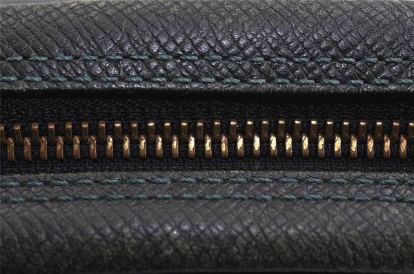 Auth Louis Vuitton Taiga Trousse Toilette GM Clutch Bag Green M30214 Junk 2043J