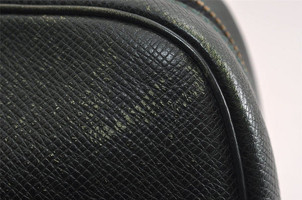 Auth Louis Vuitton Taiga Trousse Toilette GM Clutch Bag Green M30214 Junk 2043J