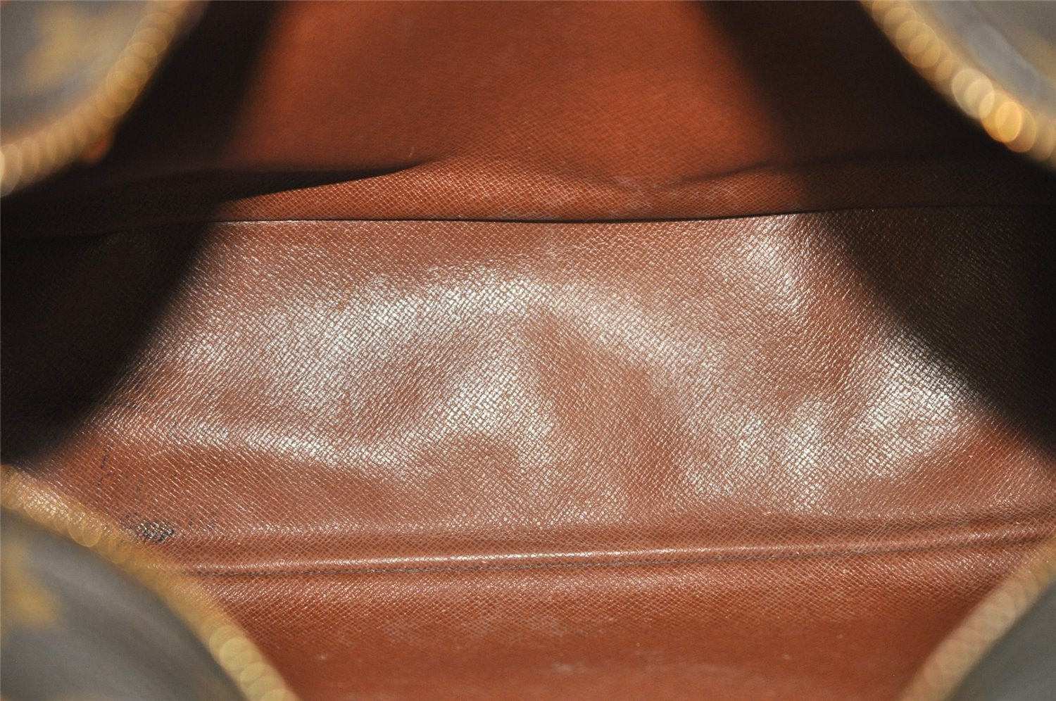 Authentic Louis Vuitton Monogram Boulogne 30 Shoulder Cross Bag M52165 LV 2044J