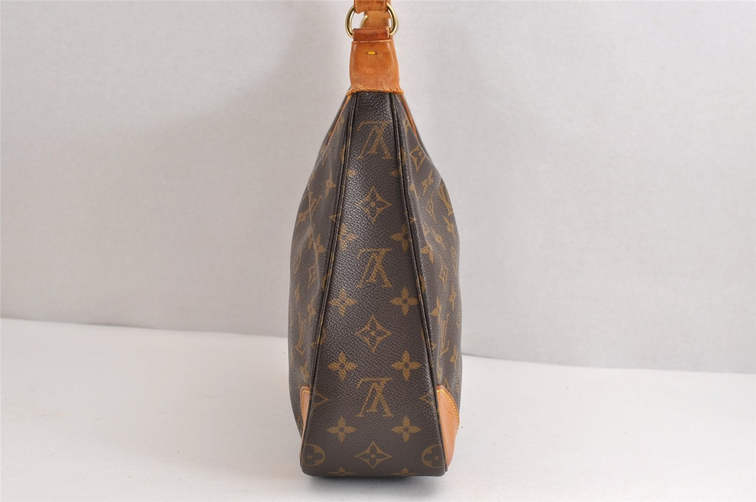 Authentic Louis Vuitton Monogram Boulogne 30 Shoulder Cross Bag M52165 LV 2045J