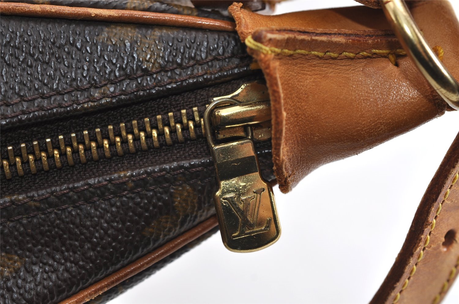 Authentic Louis Vuitton Monogram Boulogne 30 Shoulder Cross Bag M52165 LV 2045J