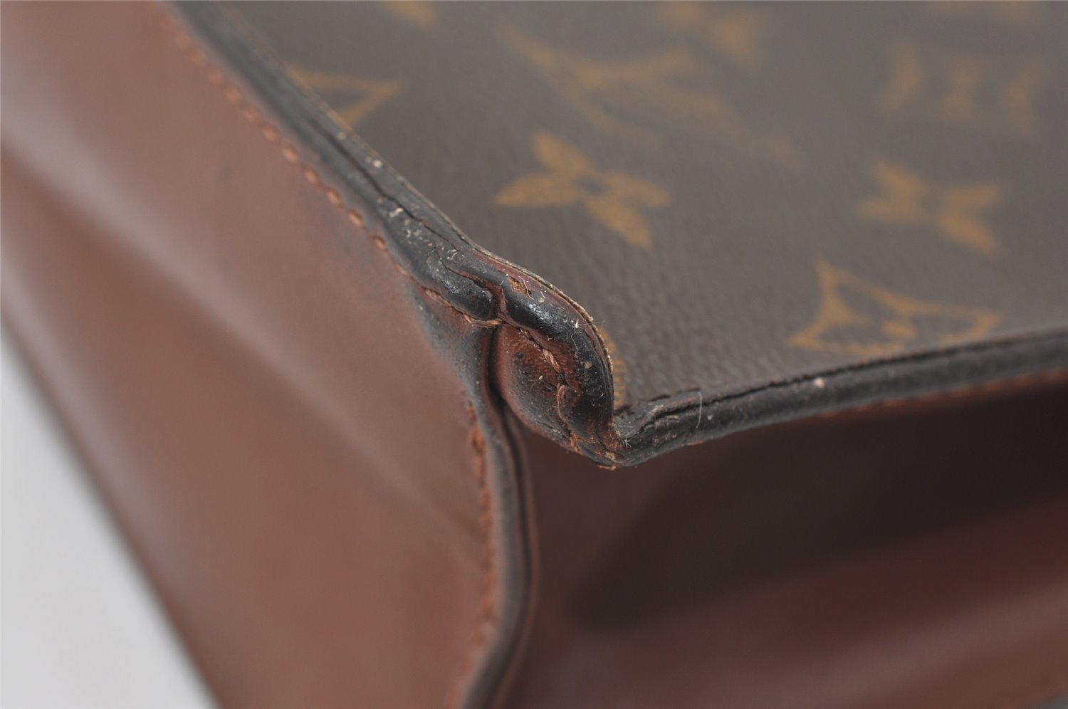 Authentic Louis Vuitton Monogram Pochette Homme Clutch Hand Bag M51795 LV 2049J