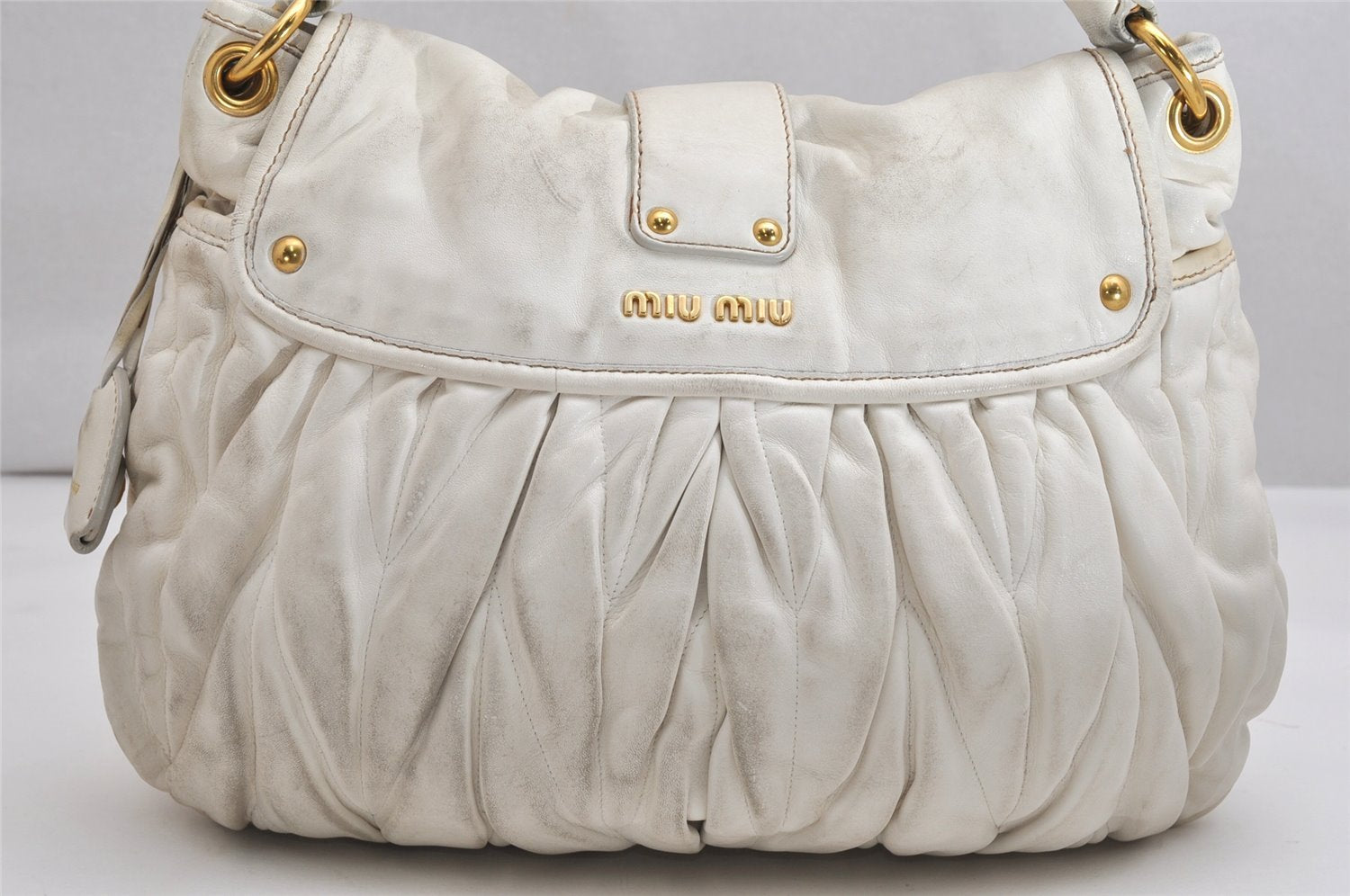 Authentic MIU MIU Vintage Matelasse Leather 2Way Shoulder Hand Bag White 2054K