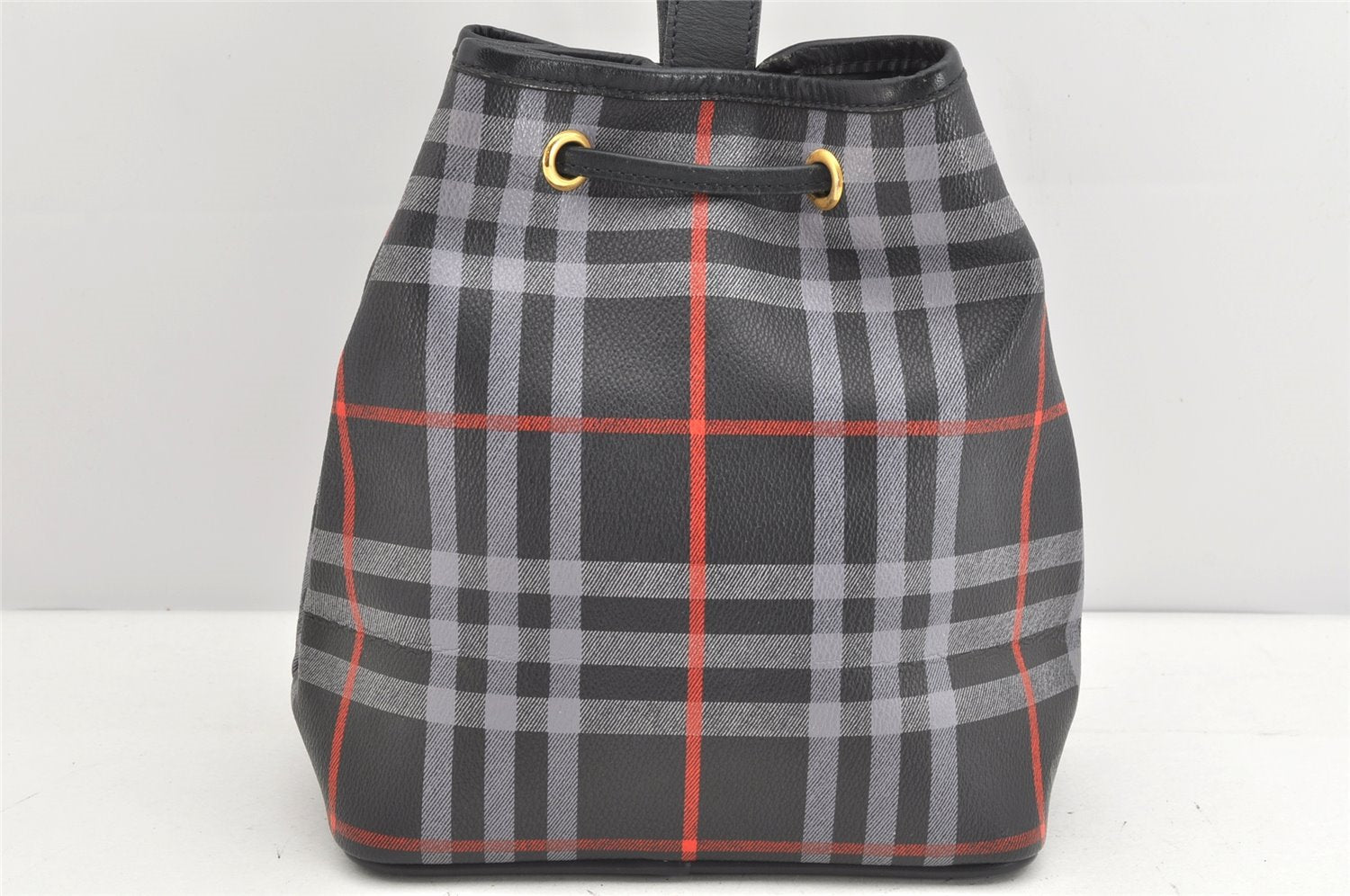 Authentic Burberrys BURBERRYS PVC Leather Drawstring Hand Bag Navy 2055K