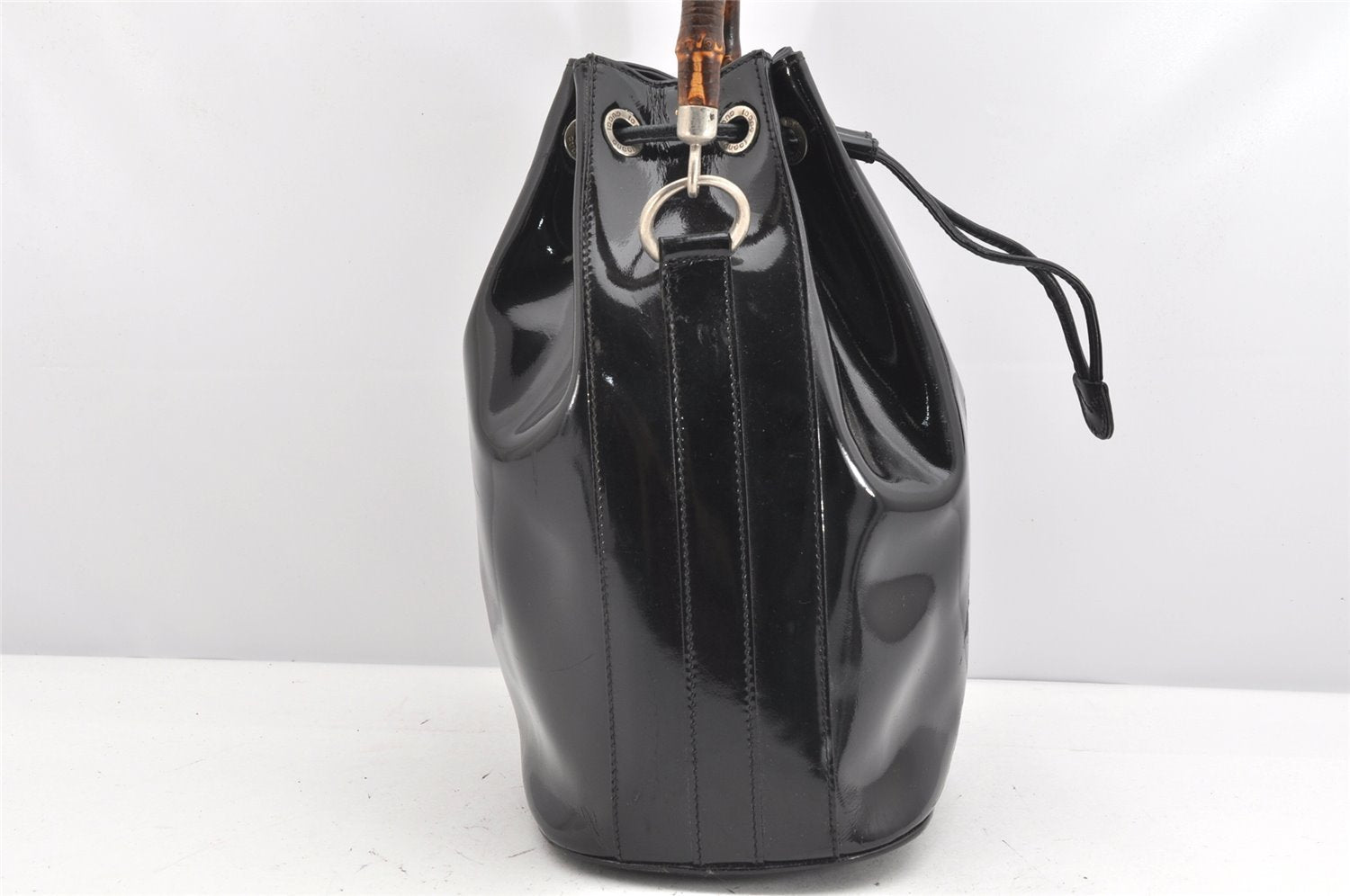 Authentic GUCCI Bamboo 2Way Shoulder Drawstring Bag Purse Enamel Black 2058K